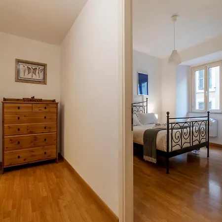 Tucked Away And Quiet By Piazza Navona - Fromhometorome Appartement Rome